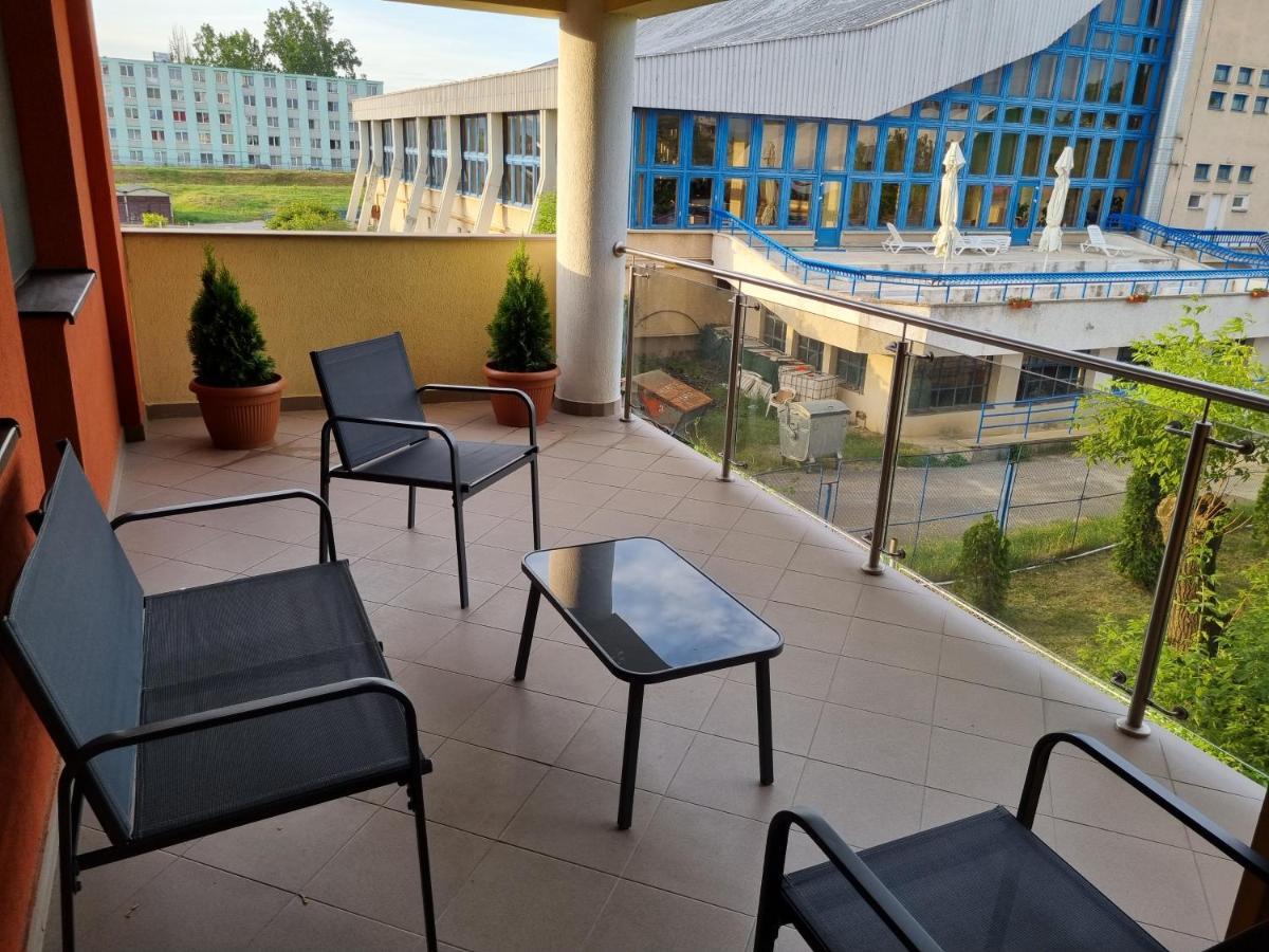 Bougainvillea Apartman Sfântu-Gheorghe Kültér fotó