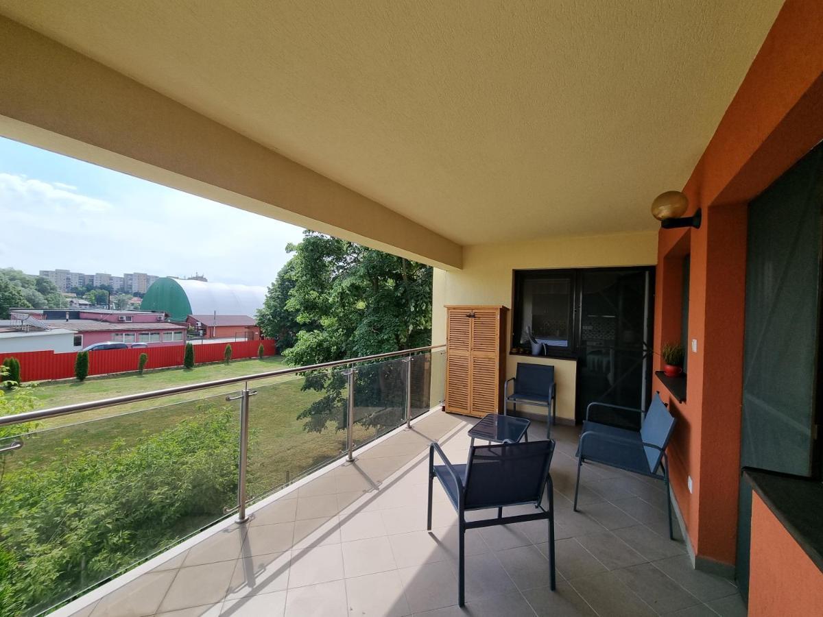 Bougainvillea Apartman Sfântu-Gheorghe Kültér fotó